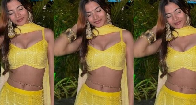 Slim Indian Girl Fucking With Boyfriend