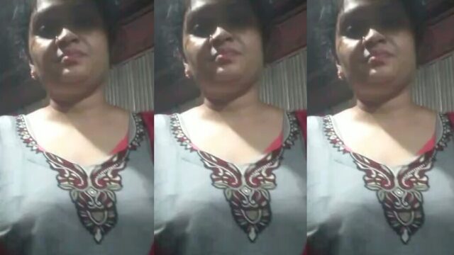 Bengali Horny Village Milf Showing Masturbating