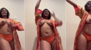 Big Boobs Tamil Girl Nude Dance