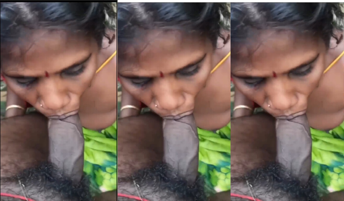 Cheater Aunty Outdoor Sucking Lover Dick