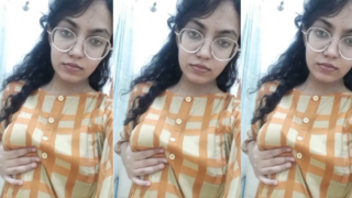 Horny Chasmish Slim Gf Teasing Sexy Body & Thick Ass Update