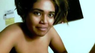 Horny Girlfriend Sucking Dick