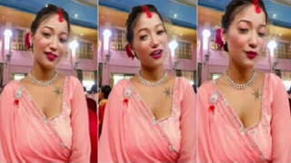 Nepali Sexy Girlfriend Showing