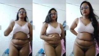 Sexy Bengali Girl Showing Sucking Dick Fucking 6 Clip’s