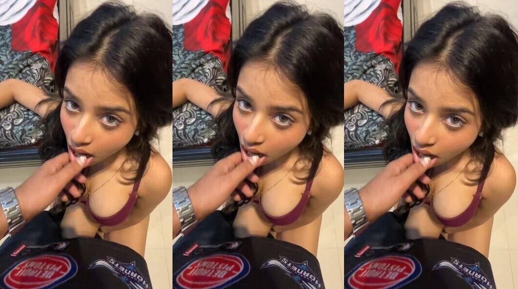 Sexy Indian Girl Enjoying With Boyfriend
