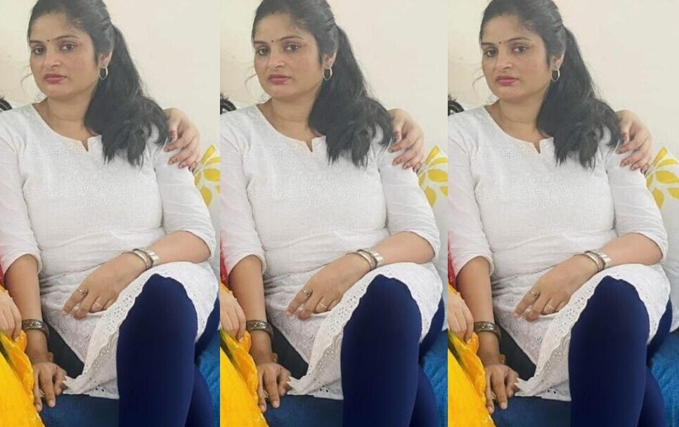 Sexy Indian Mom Nude Captured By Son