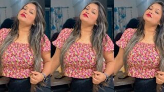 Sexy Indian Punjabi Milf Showing Teasing Fingering Her Pussy Many Clip’s