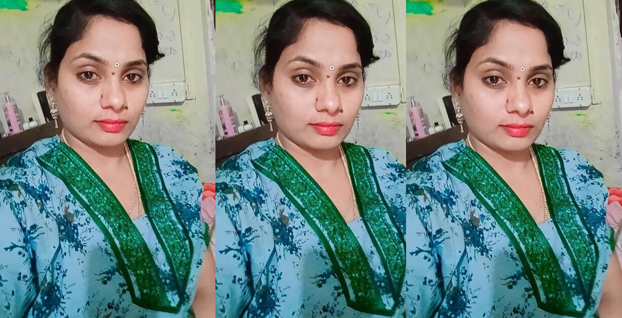 Tamil Milf Showing Her Boobs – 3 Clip’s