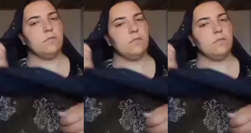 Tanker Milf Remove Clothes Showing