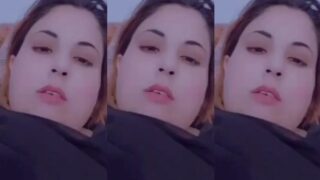 Beautiful Horny Milf Showing Boobs Rubbing Her Pussy