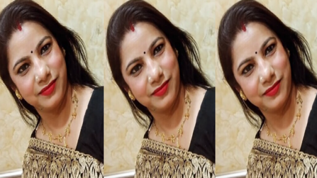 Cheater Bengali Boudi Affair Showing Lover