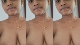 Mallu Aunty Showing Her Big Boobs Pussy