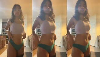 Sexy Girlfriend Spreading Ass Showing Her Asshole