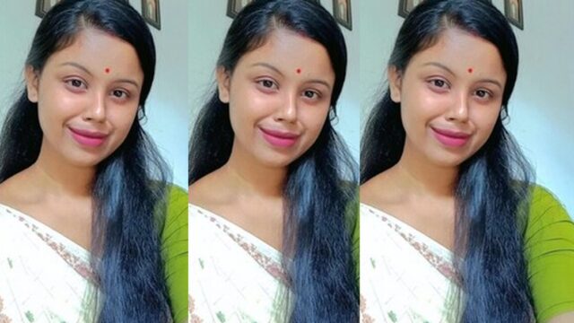 Unsatisfied Horny Bhabhi Fully Nude Masturbating With Nail Polish Bottle Pic’s & Video’s