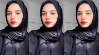 Young Mallu Hijabi Girl Showing Fingering Masturbating With Carrot – All Clip’s Merged