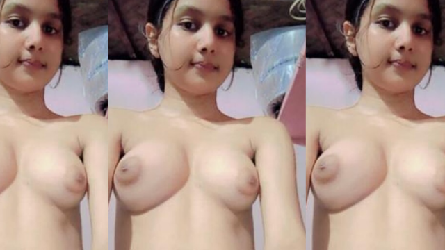 Young Sexy Bengali Girlfriend Showing