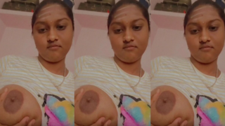 Chubby Girl Squeezing Huge Boobs On Snap