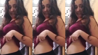 Cute Horny Girl Showing Fingering On Video Call