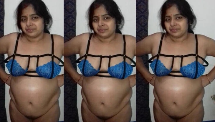 Desi Bhabhi Nude Captured By Husband