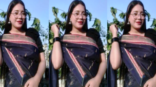 Famous Bengali Tiktoker Showing Fingering Nude