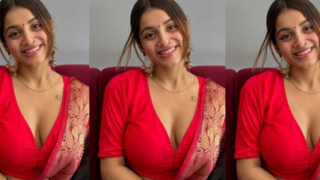 Hot Indian Instagram Baddie Showing Asshole Fingering