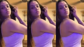 Indian Sexy Babe Showing Teasing