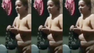 Mom Changing Dress At Night Captured Secretly – 4 Clip’s