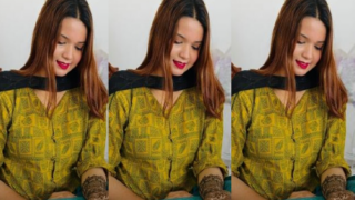 Sexy Bengali Horny Girlfriend Showing Fingering