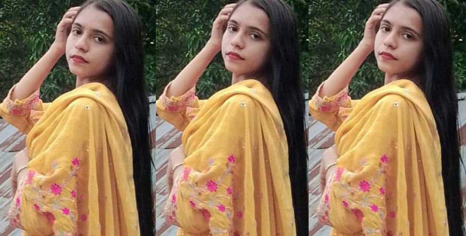 Beautiful Cute Young Bangla Hijabi Girl Showing Perfect Perky Round Boobs