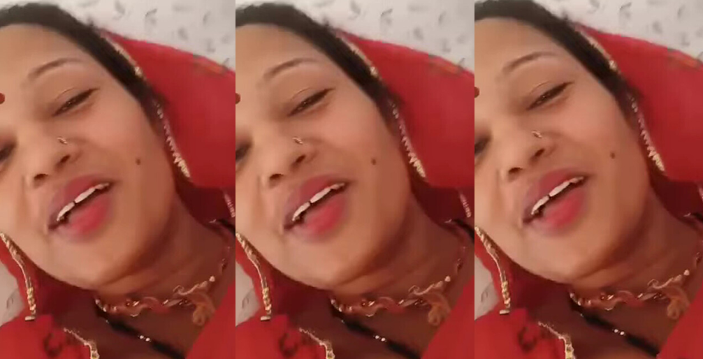 Cheater Horny Bhabhi Masturbating