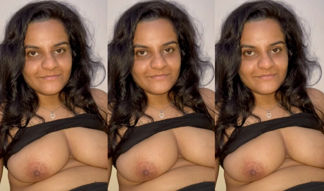 Indian Girl Boob Pressed By Boyfriend Short Clip