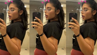 Indian Sexy Girlfriend Showing Teasing