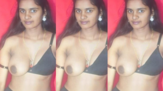 Innocent Tamil Wife Giving Blowjob