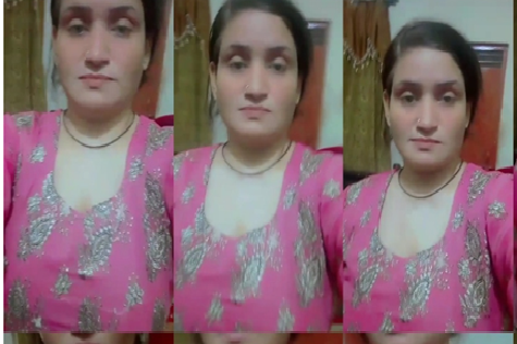 Pakistani Milf Squeezing Huge Melons