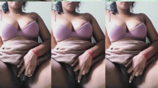 TAMIL BUSTY HORNY BABE FINGERING
