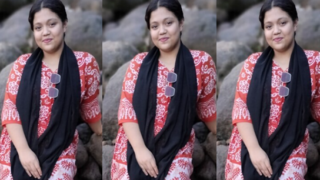 Tanker Bengali Girlfriend Teasing Showing Pressing Her Boobs