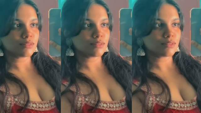 Mallu Big Boobs Girl Showing – 5 Pic’s 10 Clip’s