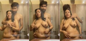 Pakistani Sexy Wife Giving Blowjob Bathing Hard Fucking