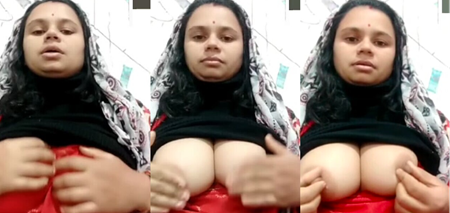 Bhabhi Showing Lover On Video Call