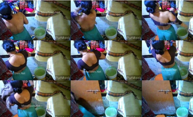 Mom Bathing Giving Sloppy – 5 Videos