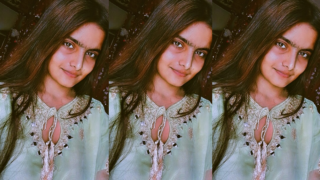 Sexy Pakistani Busty Girl Teasing Squeezing Big Boobs