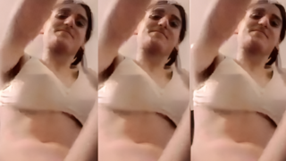 Skinny Girlfriend Nude Show